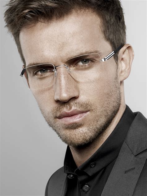 fashionable men's glasses frames.